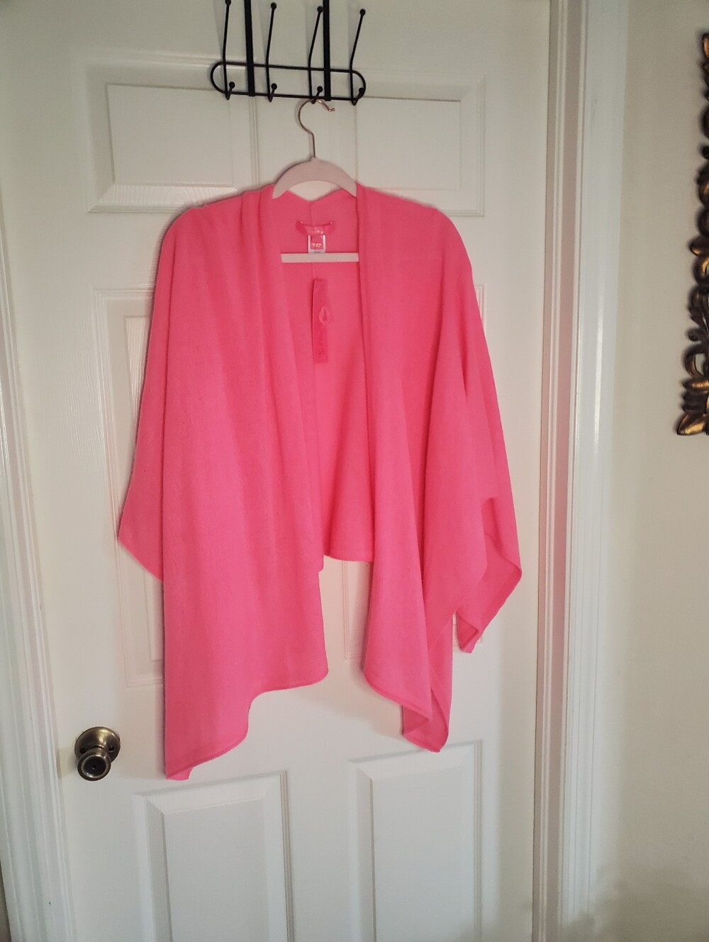 Lilly Pulitzer Terri Cashmere Wrap In Coral Sands